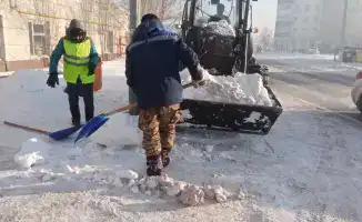 Астана освобождается от снежного плена: более 6 млн кубометров снега вывезено с начала зимы