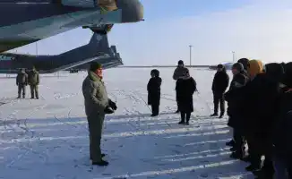 Учащиеся Алматы посетили авиационную базу НГ