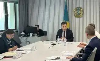 Министр труда Казахстана Аскарбек Ертаев активно взаимодействует с гражданами по вопросам социальной защиты