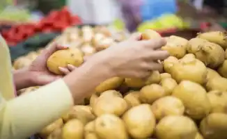 Весной цены на продукты могут вырасти: Минсельхоз исключает картошку по 700 тенге