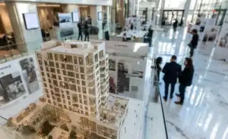 С марта 2026 года в Казахстане вступят в силу новые правила на рынке жилья, которые позволят коммерческим банкам внедрять систему жилищных накоплений. Это нововведение откроет новые возможности для граждан, желающих накопить средства на покупку жилья.