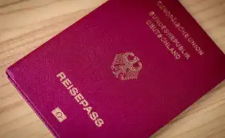 Задержание семьи с двойным гражданством в аэропорту Астаны: подробности от Tengrinews.kz