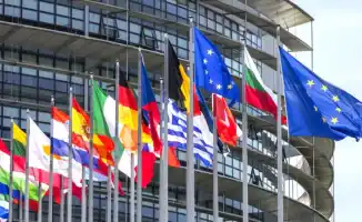 Европейский парламент призвал к срочному усилению военной помощи Украине