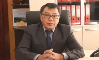 Золотая медаль для нарушителя: прокуратура ставит под сомнение почётный статус экс-акима Сыдыкова