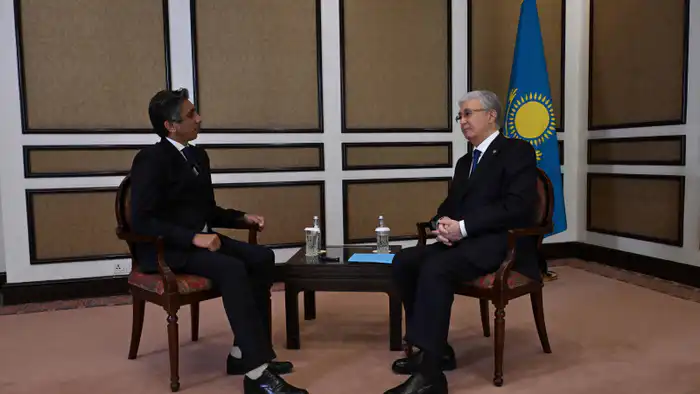 Социальные аспекты в интервью Токаева: Влияние международных отношений на общество Казахстана Павлодаре