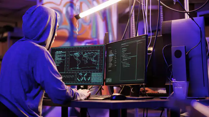 В тени американского закона: задержание казахстанцев и хакерская паутина из Атырау – главные события 13 февраля Павлодаре