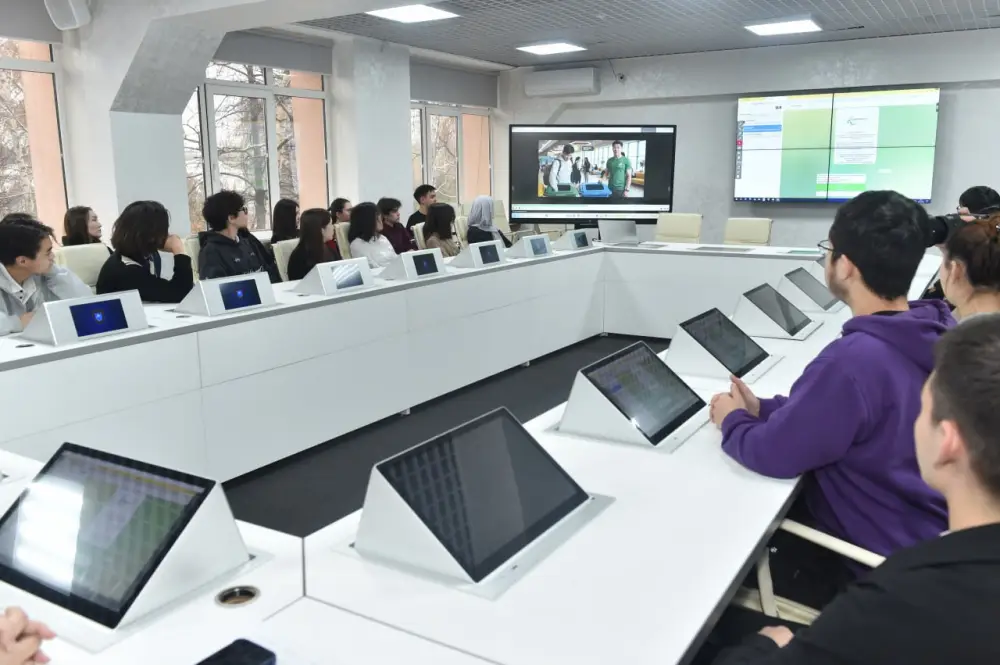 В КазНУ запущен виртуальный эко-советник (4)