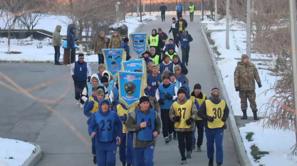 Военные на старте: забег в честь Наурызнама — шаг к единству и братству Павлодаре