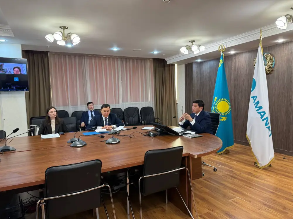 Обсуждение импорта и новых правил в fashion-ритейле: как встреча с Айдаром Абилдабековым повлияет на бизнес в стране Павлодаре