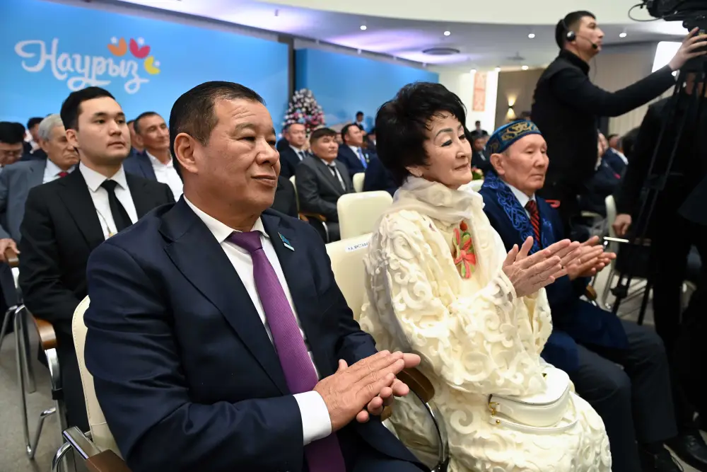 Восход новой эпохи: Президент отмечает рост региона на фоне старинного наследия Павлодаре