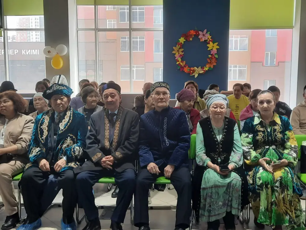 Церемония «Бұлақ көрсең – көзін аш» в Астане: Ветераны демонстрируют музыкальные навыки на самодельных инструментах Павлодаре