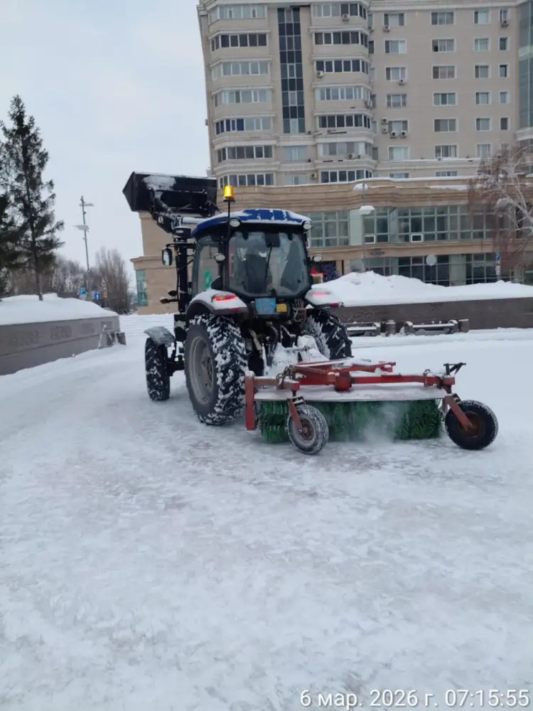 В Астане работают более 3 тысяч дорожных рабочих для уборки снега Павлодаре