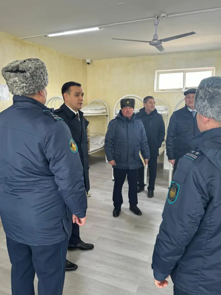 Омбудсмен ознакомился с условиями содержания осужденных в колонии №14 (3)