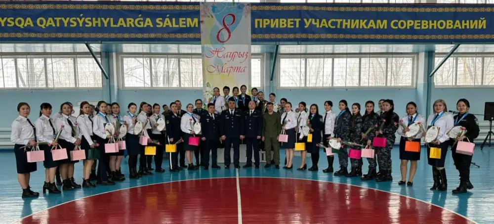 Женщины в форме: стрельба и настольный теннис как проверка боевого духа в Павлодаре Павлодаре