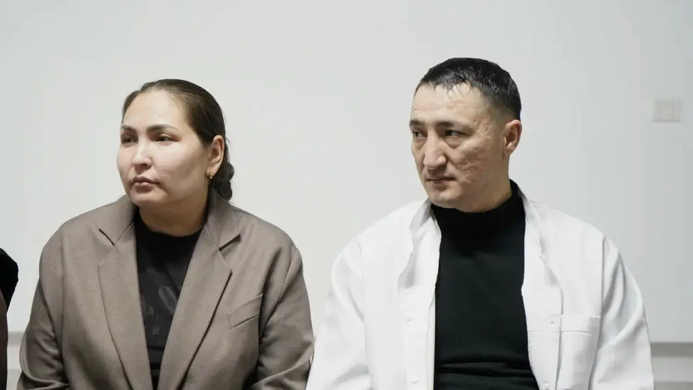 В ОБЛАСТИ АБАЙ ОБСУДИЛИ ПРОЕКТ НОВОЙ КОНСТИТУЦИИ С КОЛЛЕКТИВОМ ТОО «ARAI EAST FOOD» (2)