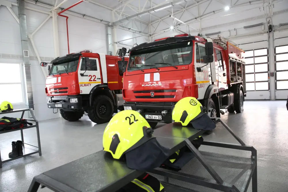 В горах Алматы Глава МЧС открыл уникальный спасательный комплекс (6)