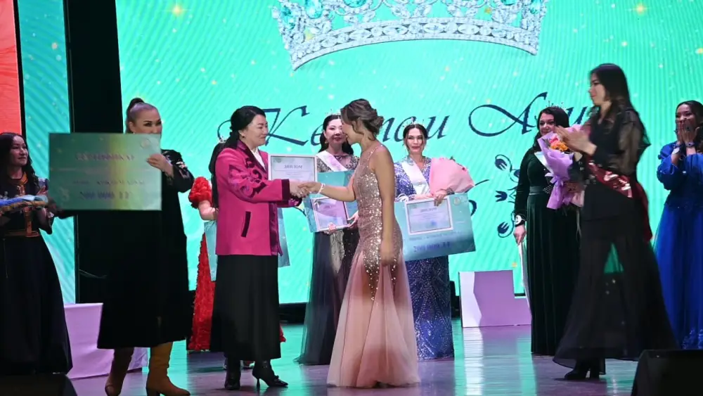 Женщины-военнослужащие области Абай: цветы весны на конкурсе «Көктем аруы – 2026» Павлодаре