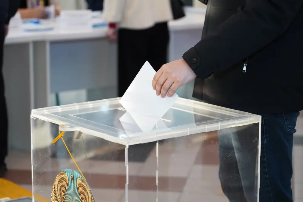 Республиканский референдум по новой Конституции в Казахстане: участие акима Туркестанской области Павлодаре