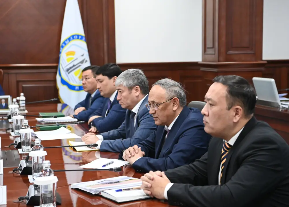 Глава региона: Коммунальные услуги в праздничные дни должны быть качественными и бесперебойными (2)