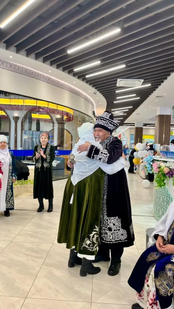 Праздничное мероприятие к Көрісу дню в Damu Mall Павлодаре