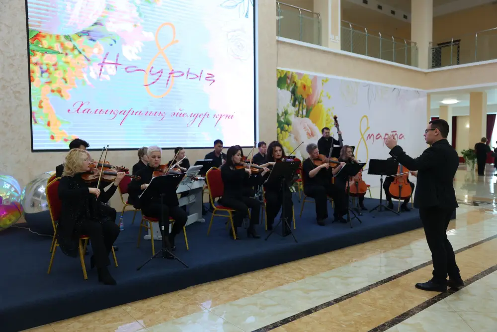 Праздничный концерт «Әлемнің жарығы» (9)