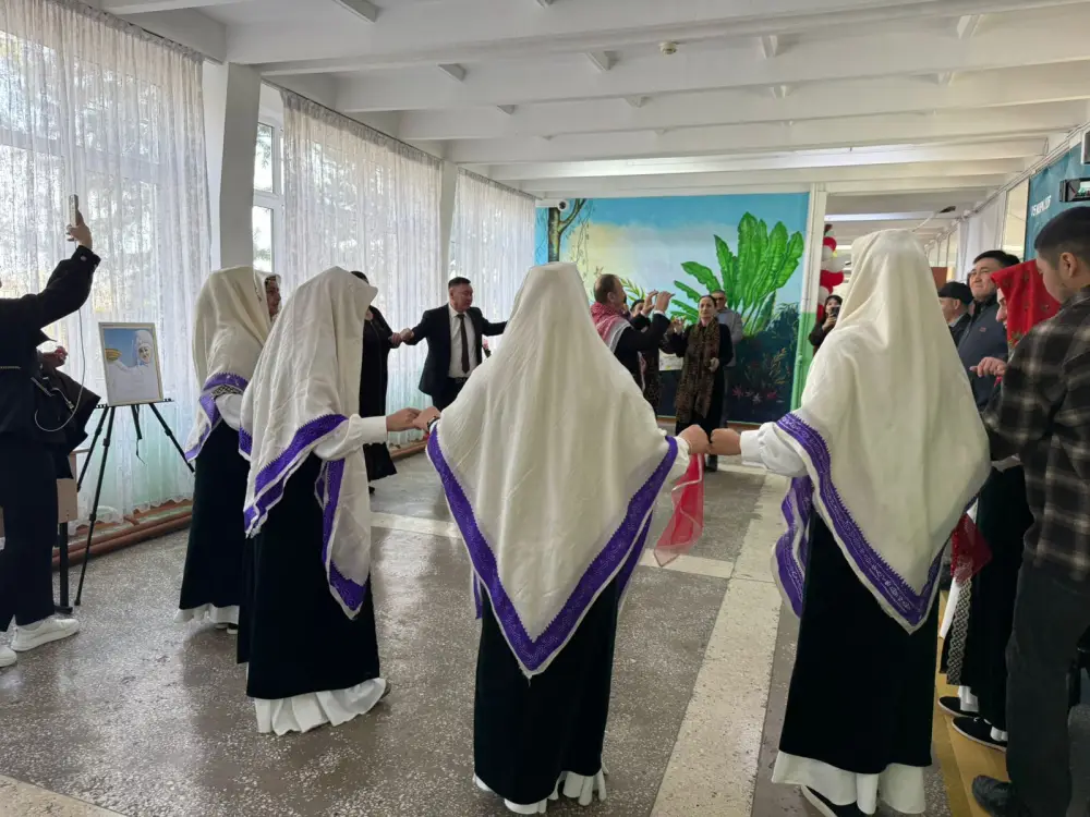 Межэтническое согласие в Казахстане: участие турецкого и курдского этносов в референдуме Павлодаре