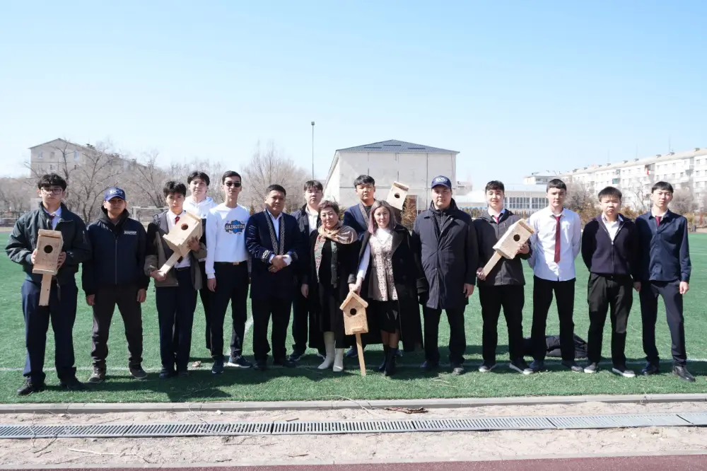 В Конаеве к празднику Наурыз прошла экологическая акция «Табиғат қанатында – Taza Life» (9)