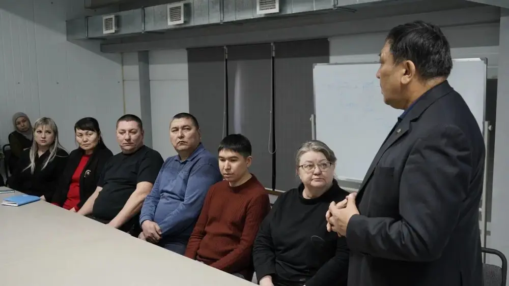 В Семее обсудили проект новой Конституции с работниками ТОО «Arai East Food» перед референдумом Павлодаре