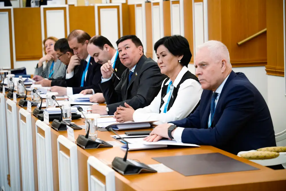 Международные наблюдатели посетили Конституционный Суд Павлодаре