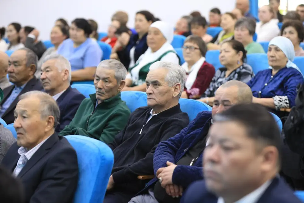 Советник Президента встретился с жителями Кобдинского района (7)