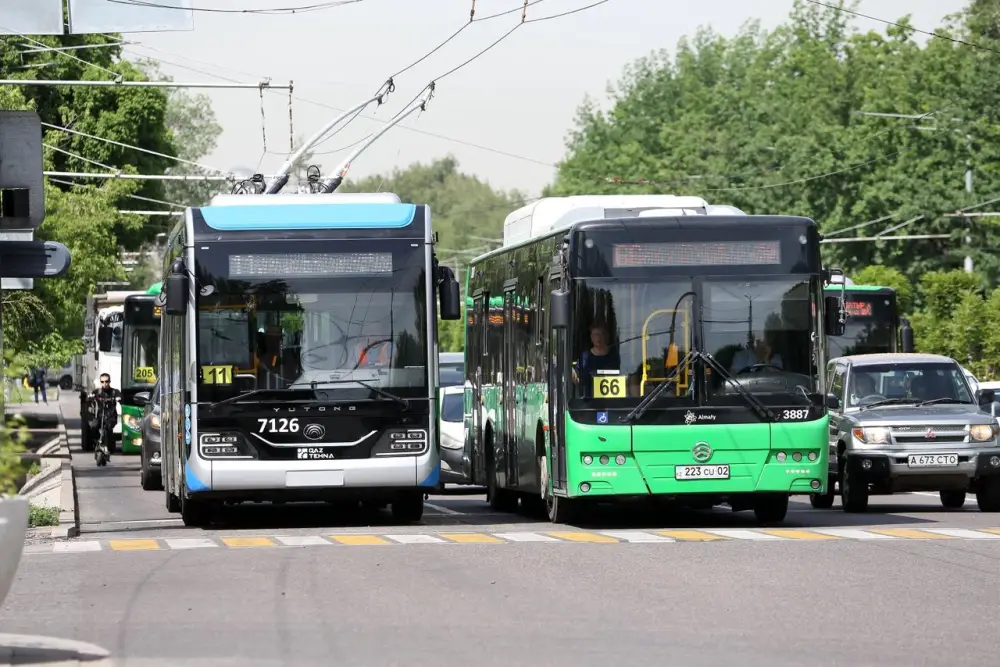 В Алматы продолжаются международные проверки автобусов на выбросы загрязняющих веществ Павлодаре