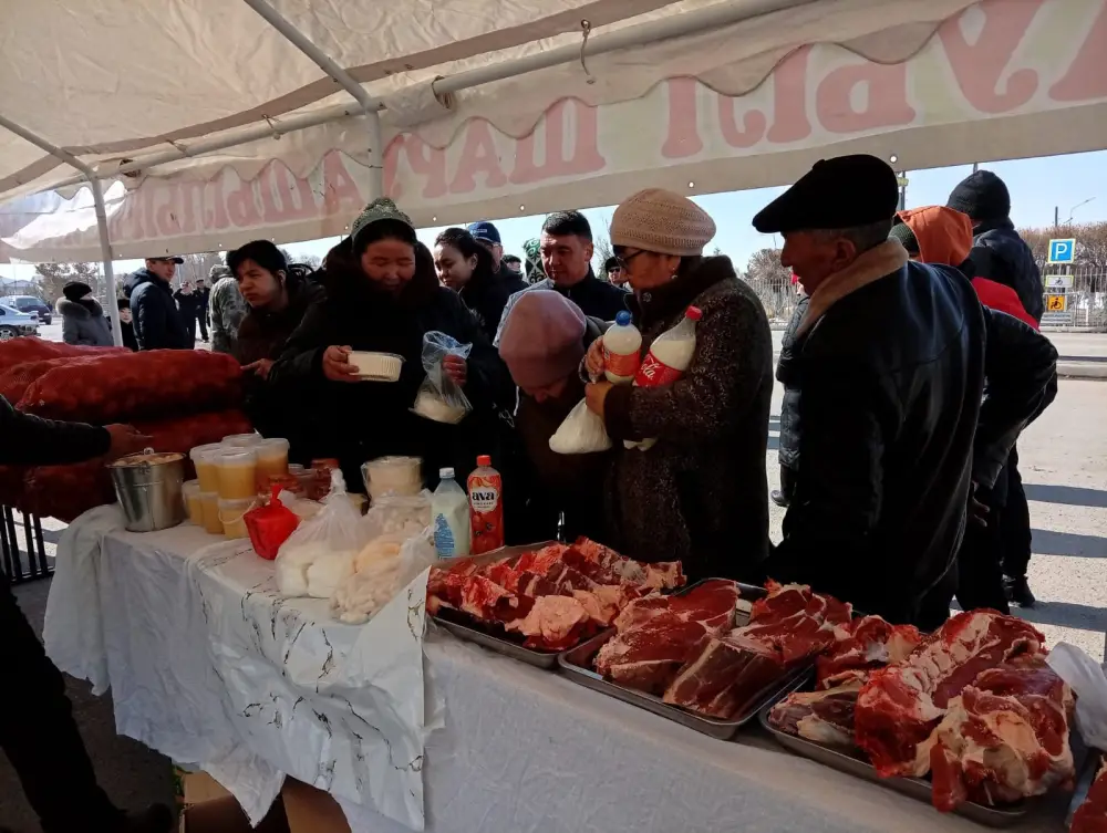 Ярмарка: референдум и свежие продукты в Кегене! Павлодаре