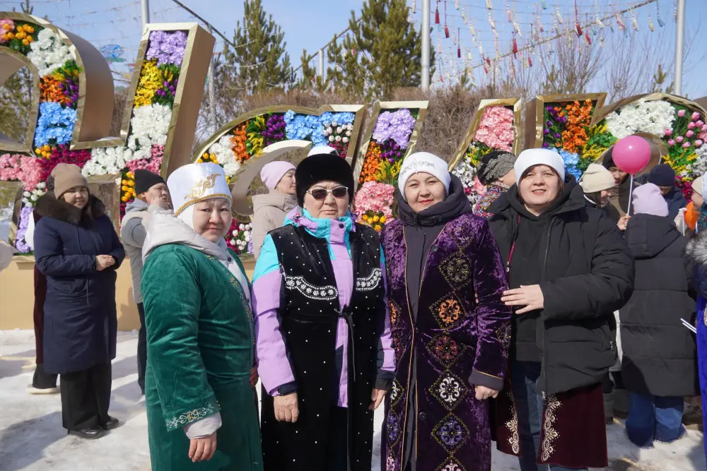 В Астане широко отметили Көрісу күні (5)