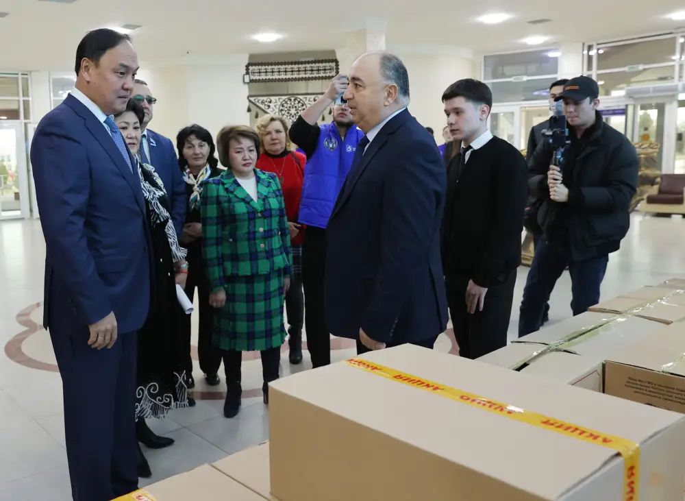 Аким области подчеркнул важность участия в референдуме на Дне благодарности в Таразе Павлодаре