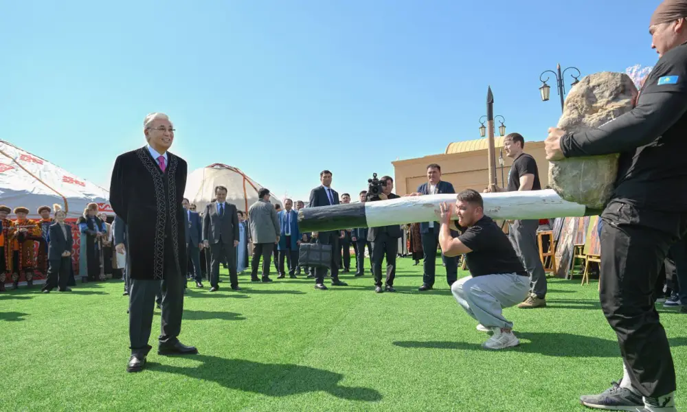 Президент на празднике весны: в сердце Наурыза с народом Павлодаре