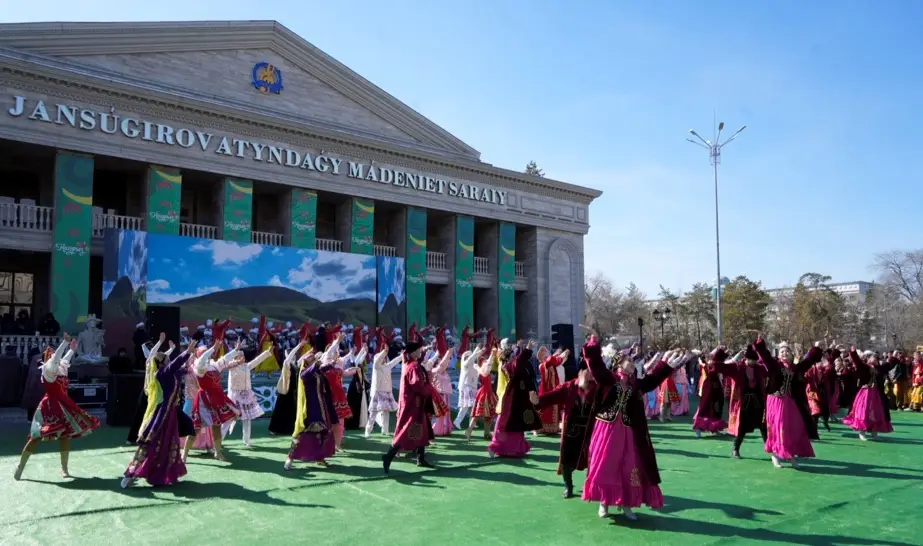 Көрісу күні: Наурызнама начинается с волшебства! Павлодаре