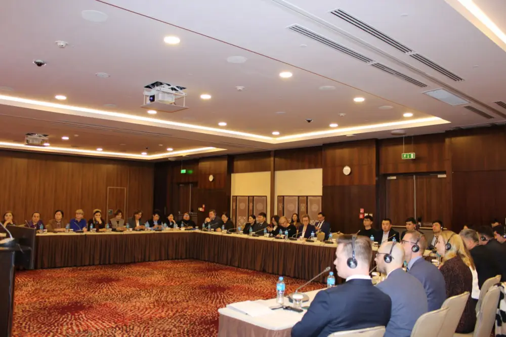 Статистики Великобритании и стран Центральной Азии обсуждают международные стандарты качества статистики (7)