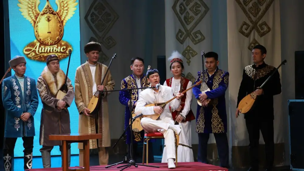 В ВКО стартовал республиканский командный айтыс «Алтайым – алтын бесігім» (3)