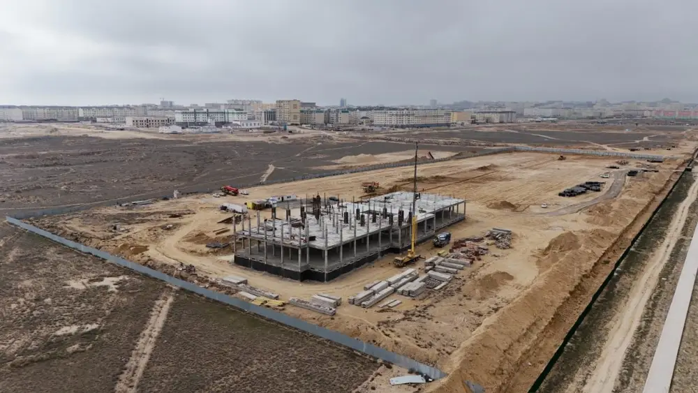 Нурдaулет Килыбай ознакомился со строительством автовокзала в Актау (5)