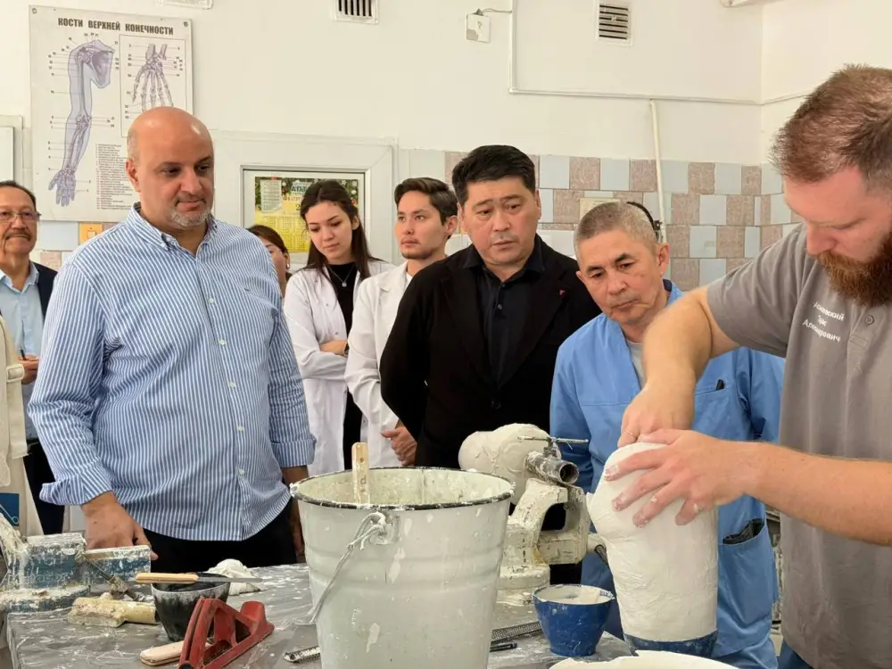 В ННЦРССЗ обсудили внедрение передовых технологий в систему протезно-ортопедической помощи Павлодаре