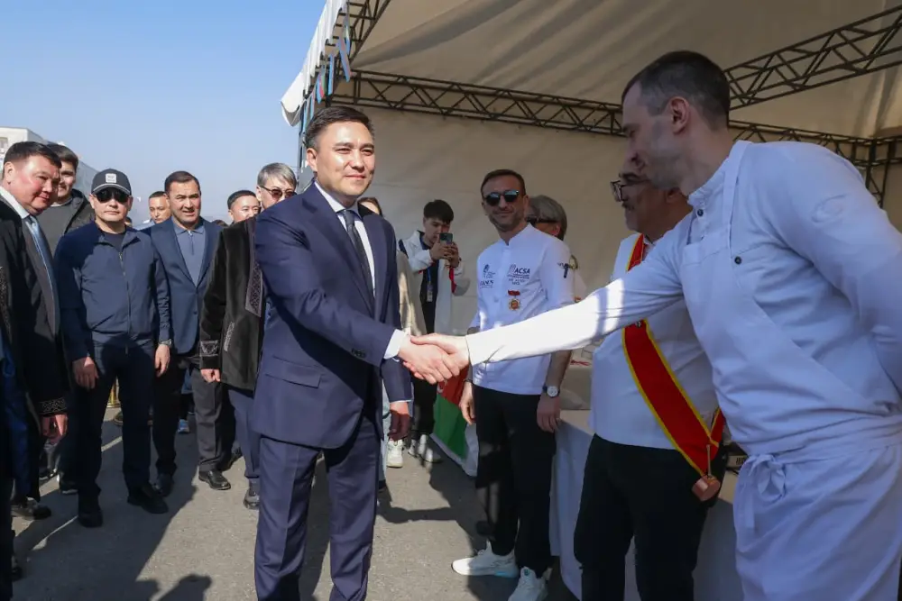 МЕЖДУНАРОДНЫЙ ФЕСТИВАЛЬ «DAMDASTOUR» В ШЫМКЕНТЕ СТАЛ ЯРКИМ СОБЫТИЕМ НАУРЫЗА (5)