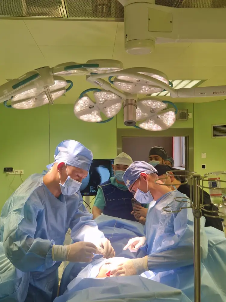 высокотехнологичная операция ребенку дисфункция мочевого пузыря сакральная нейромодуляция Алматы Павлодаре