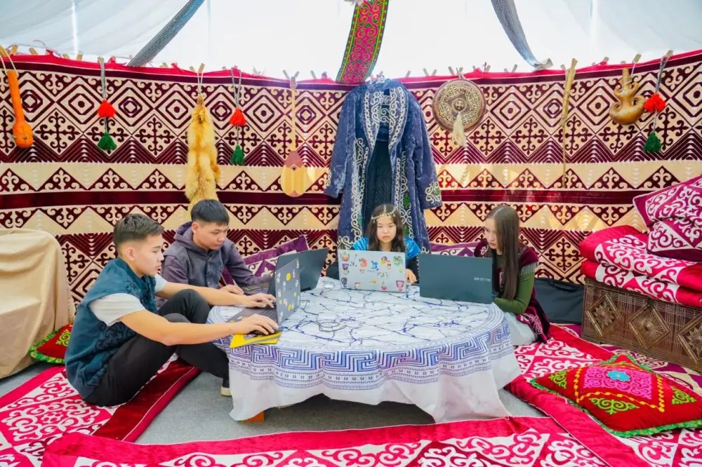 Новое общежитие почти на 1000 мест для студентов колледжей открыли в Астане (8)