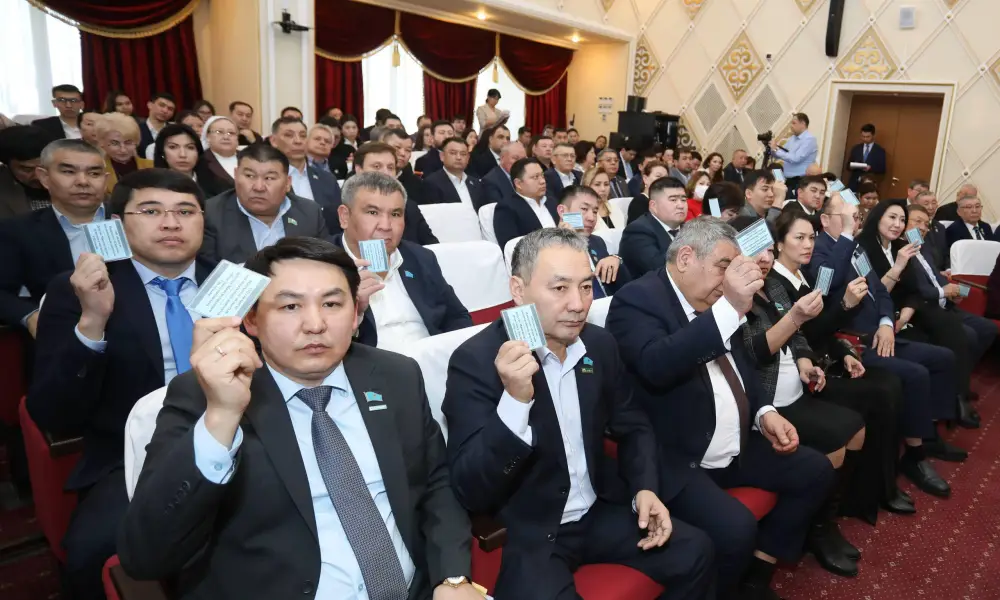 Состоялась внеочередная XXVI сессия Мангистауского областного маслихата (2)