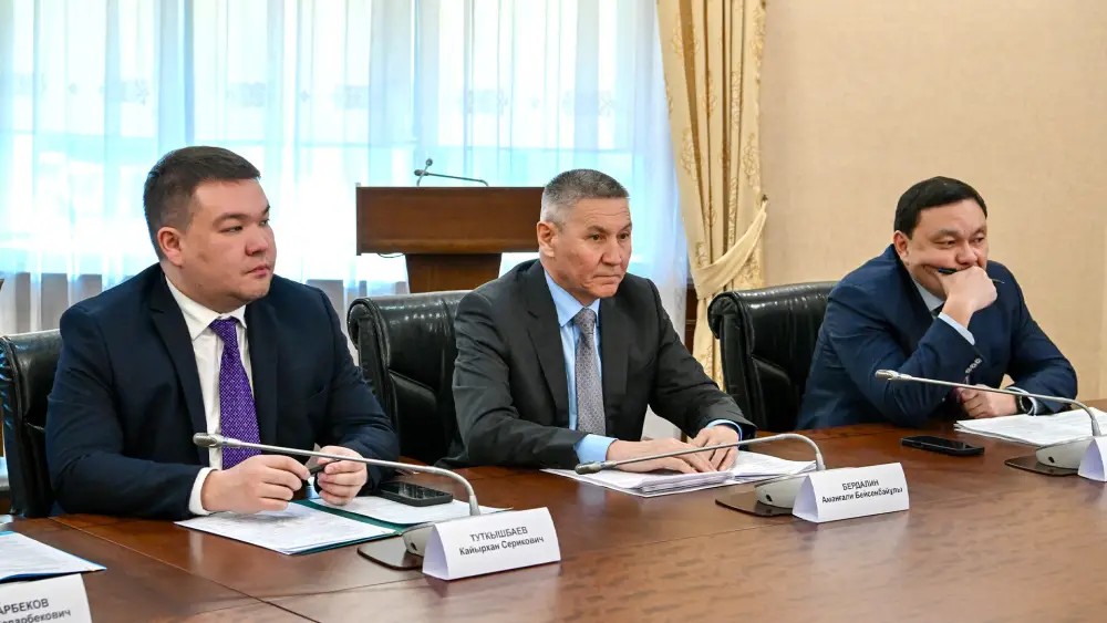 МВК решила не вводить запрет на экспорт картофеля и смягчить требования к экспортерам говядины, одновременно продлив запрет на вывоз маточного поголовья и введя запрет на импорт куриных яиц. Павлодаре