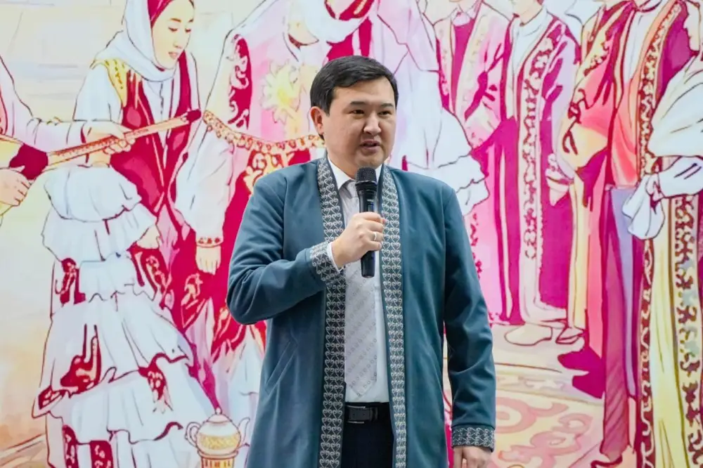 «Семья - сокровище нации»: в Астане молодые пары заключили брак в день семьи (3)