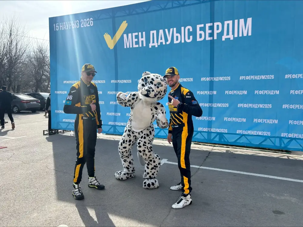 Житель региона пришел на референдум в костюме снежного барса, подчеркивая важность гражданской активности Павлодаре