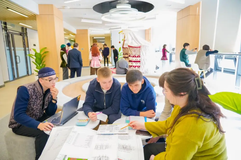 Новое общежитие почти на 1000 мест для студентов колледжей открыли в Астане (7)