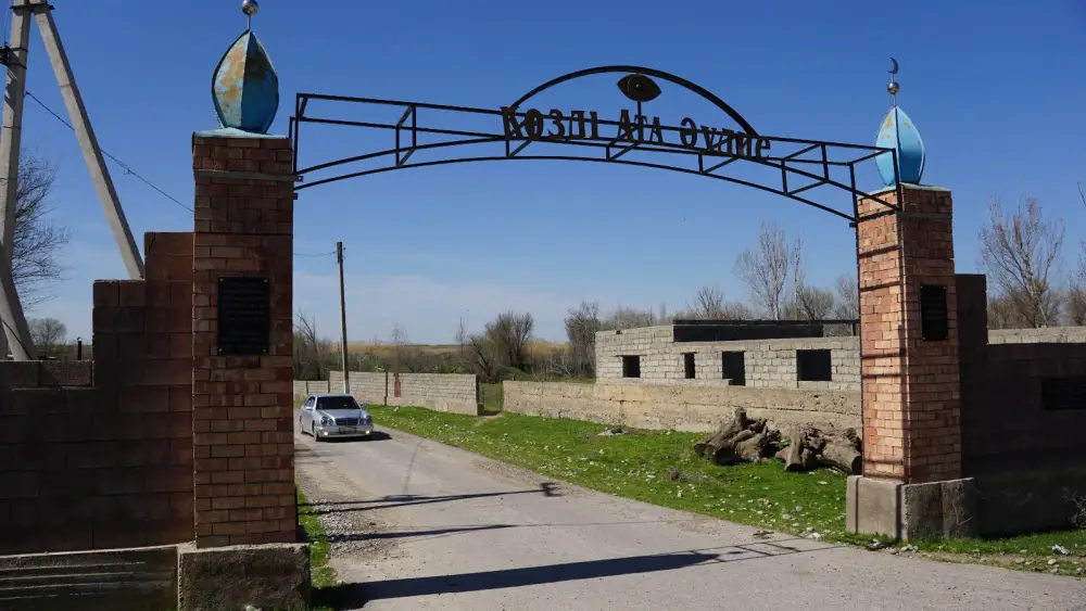 ТУРКЕСТАН: В ОРДАБАСИНСКОМ РАЙОНЕ ПРОВЕДЕН МАСШТАБНЫЙ СУББОТНИК НА ТЕРРИТОРИИ РОДНИКА «КӨЗДІ АТА» (4)