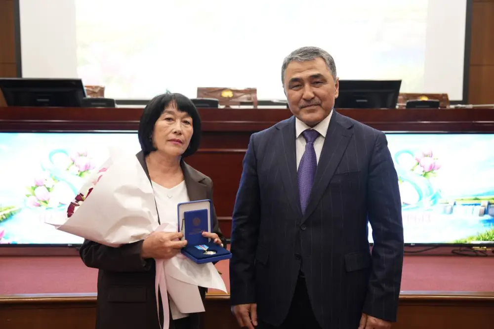 В честь Международного женского дня работницы водной отрасли удостоены государственных и ведомственных наград (2)